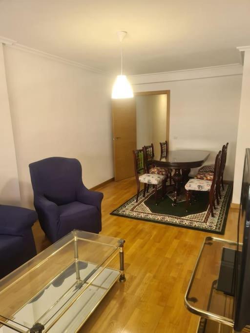 Perforaciones Y Rozas Fernandez Suarez Sl Apartamento Leão Exterior foto
